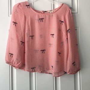 Pink striped shirt with bows